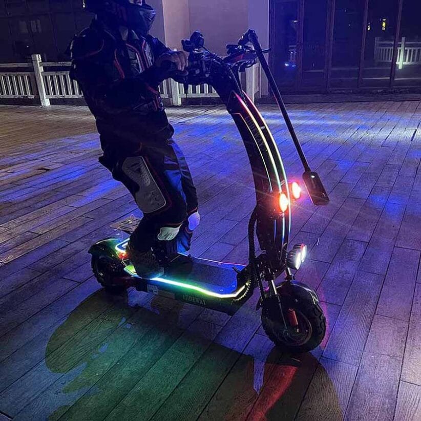 سكوتر الكهربائية الذكية