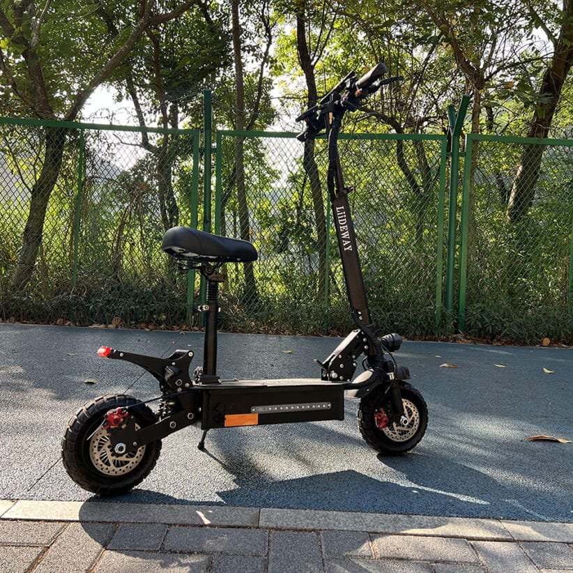 سكوتر كهربائي صنع في الصين