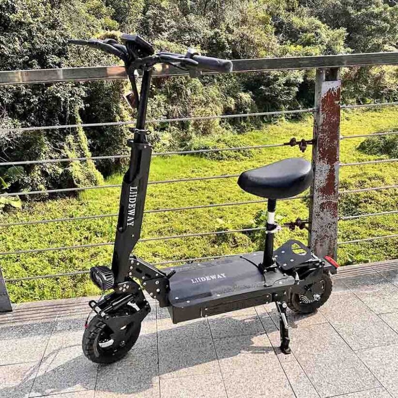 ما هو السكوتر الكهربائي المناسب للمبتدئين؟